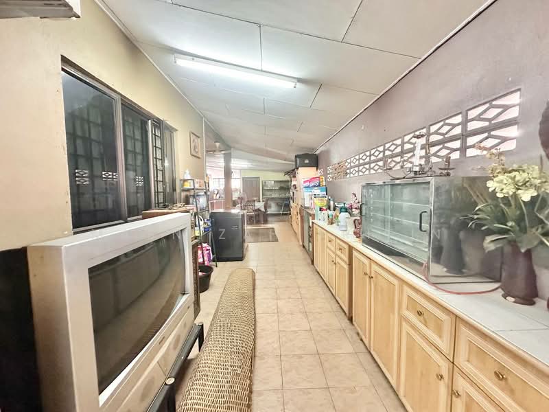 Bungalow for Sale in Bandar Rinching (Semenyih) - Masnizah Arifin - Kitchen - PropertyGuru.com.my