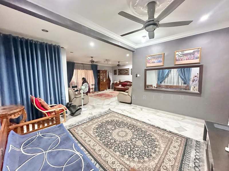 Bungalow for Sale in Bandar Rinching (Semenyih) - Masnizah Arifin - Living Room - PropertyGuru.com.my