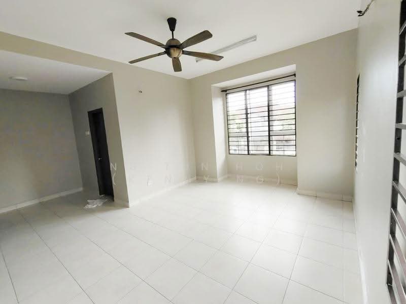 Rumah Teres untuk Dijual di Shah Alam (Selangor) - Ng Tun Hoh (Kenny Ng) - Living Room - PropertyGuru.com.my
