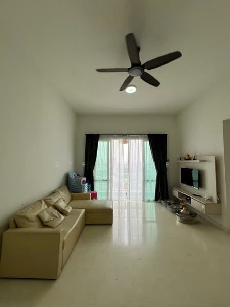 Servis Apartment untuk Disewa di TriTower Residence @ Johor Bahru Sentral - Stephanie Mow - Living Room - PropertyGuru.com.my