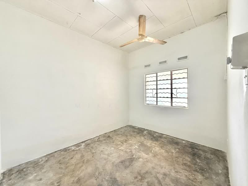 1-storey Terraced House for Sale in Taman Abad (Johor Bahru) - Mikki Yeo - Interior - PropertyGuru.com.my