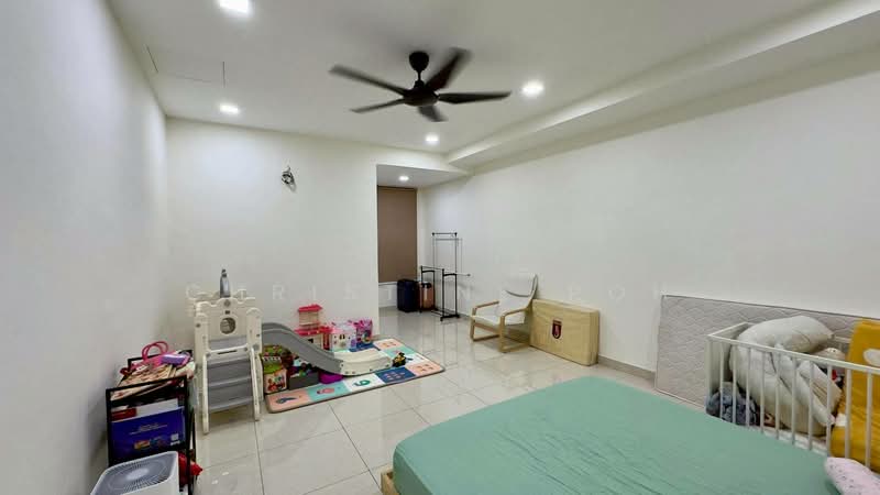 Cluster House for Sale in Taman Lagenda Putra (Kulai) - Christine Poh - Bedroom - PropertyGuru.com.my