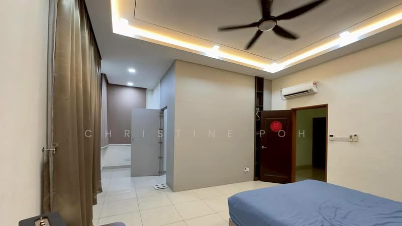 Cluster House for Sale in Taman Lagenda Putra (Kulai) - Christine Poh - Bedroom - PropertyGuru.com.my