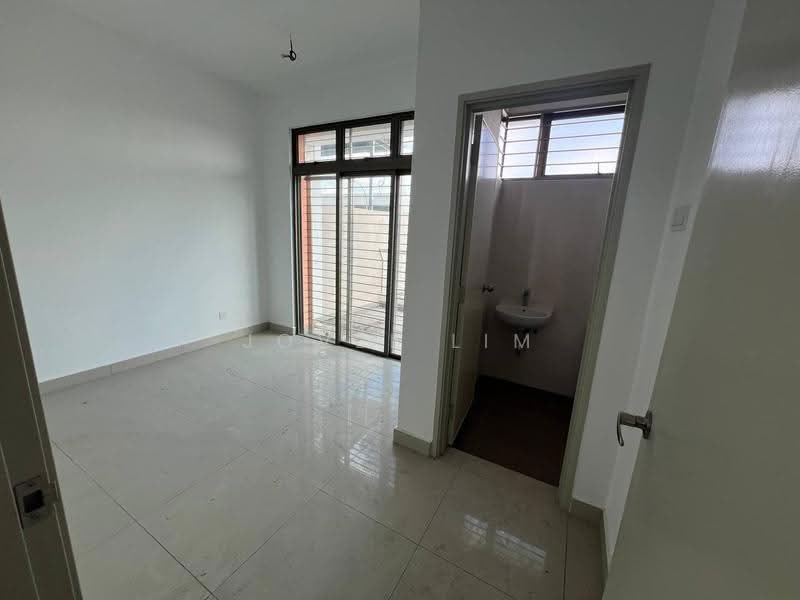 Cluster House for Sale in Taman Daiman Jaya (Kota Tinggi) - Jovel Lim - Interior - PropertyGuru.com.my
