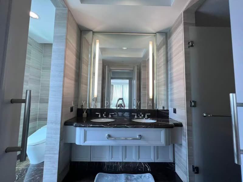 Service Residence for Sale at St Regis - Lynda Yau - Bathroom - PropertyGuru.com.my