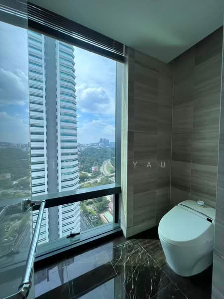 Service Residence for Sale at St Regis - Lynda Yau - Bathroom - PropertyGuru.com.my