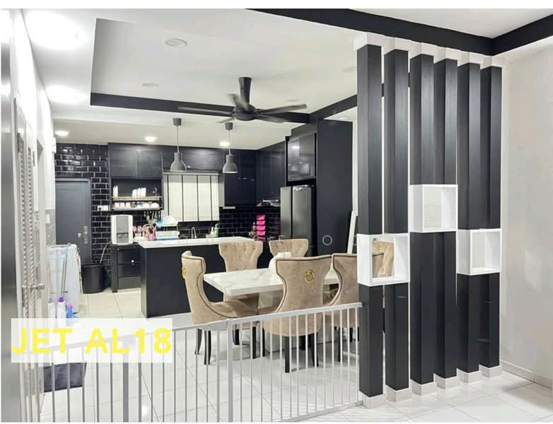 2-storey Terraced House for Sale in Shah Alam (Selangor) - Louise Ooi - Kitchen - PropertyGuru.com.my