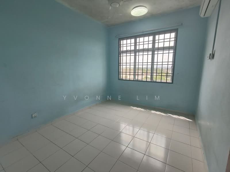 Service Residence for Sale at Villa Krystal @ Bandar Selesa Jaya - Yvonne Lim - Interior - PropertyGuru.com.my