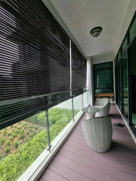 Kondominium untuk Dijual di The Light Collection III - NURULISMA HANIS - Balcony - PropertyGuru.com.my