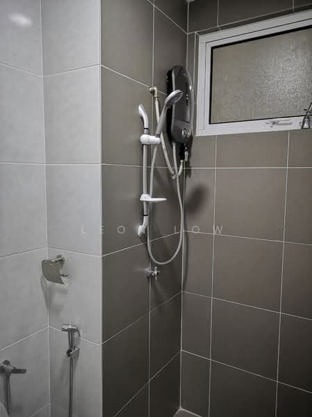 Service Residence for Rent at Saville D'lake - Leon Low - Bathroom - PropertyGuru.com.my