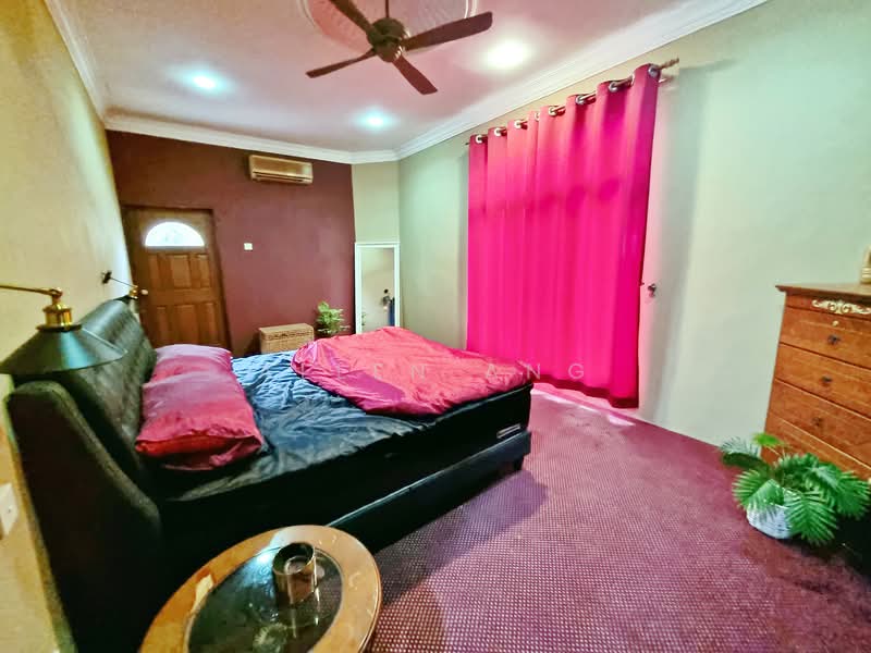 Bungalow for Sale in Kota Kemuning (Shah Alam) - Allen Ang - Bedroom - PropertyGuru.com.my