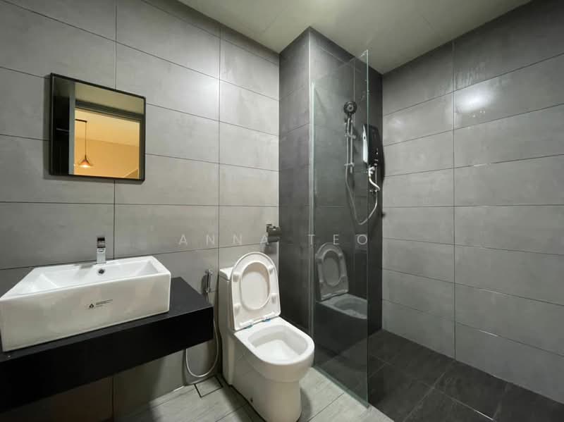 Service Residence for Sale at The Era @ Duta North - Anna Teo - Bathroom - PropertyGuru.com.my