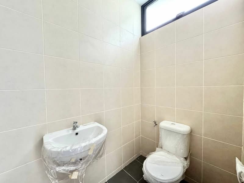 Rumah Berkembar untuk Dijual di Gombak (Selangor) - Cik Maya Abdul - Bathroom - PropertyGuru.com.my