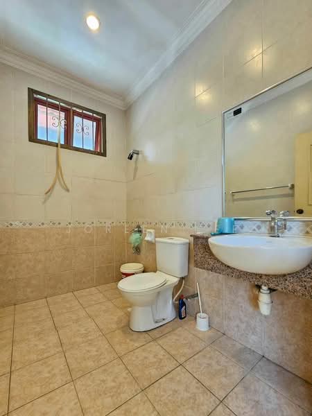 Rumah Berkembar untuk Dijual di Taman Molek (Johor Bahru) - Joreen Lee - PropertyGuru.com.my