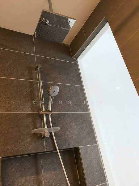 Servis Apartment untuk Disewa di Tropicana Gardens - Kfong Lee - Bathroom - PropertyGuru.com.my