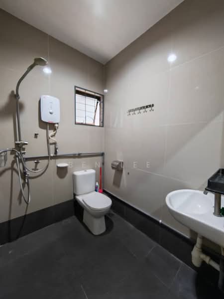Rumah Teres 2 Tingkat untuk Dijual di Sungai Ara (Penang) - Ben Lee - Bathroom - PropertyGuru.com.my