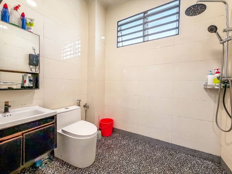 2-storey Terraced House for Sale in Taman Seri Mewah (Kapar) - Ashraff Daniel - Bathroom - PropertyGuru.com.my