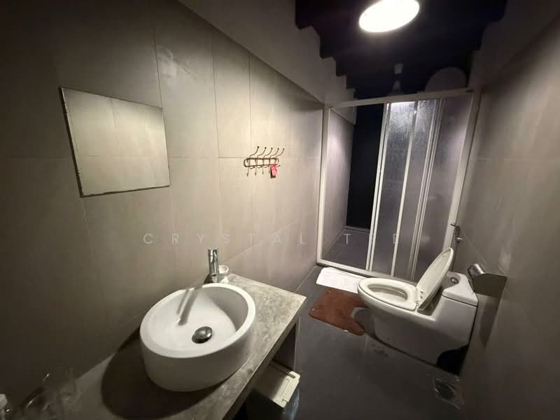 Kedai untuk Dijual di George Town (Penang) - Crystal Tee - Bathroom - PropertyGuru.com.my