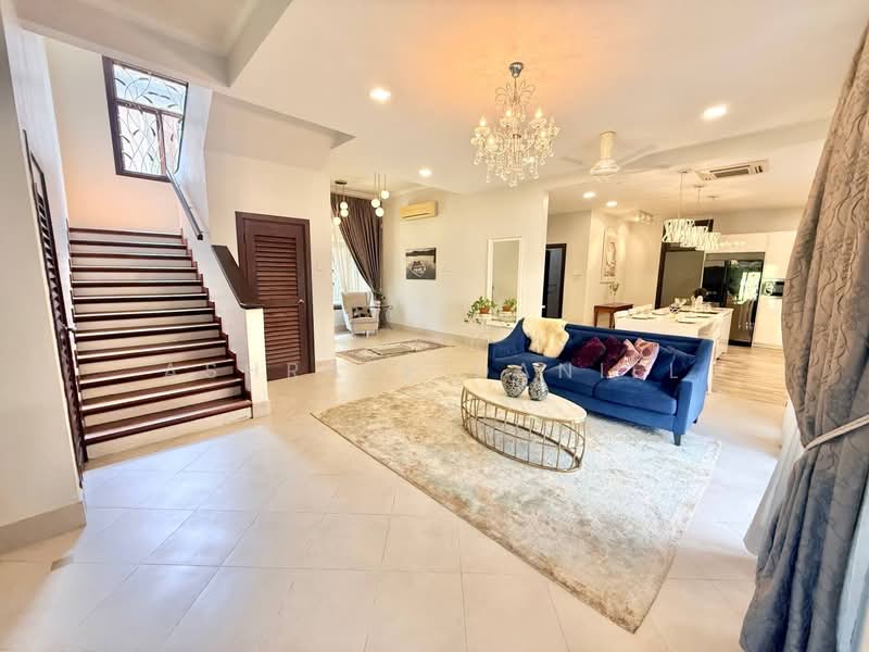 Bungalow for Sale in Shah Alam (Selangor) - Ashraff Daniel - Living Room - PropertyGuru.com.my