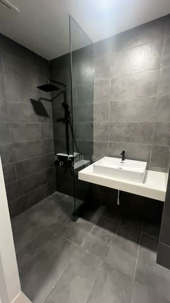 Service Residence for Rent at The Mate @ Damansara Jaya - Karen Pong - Bathroom - PropertyGuru.com.my