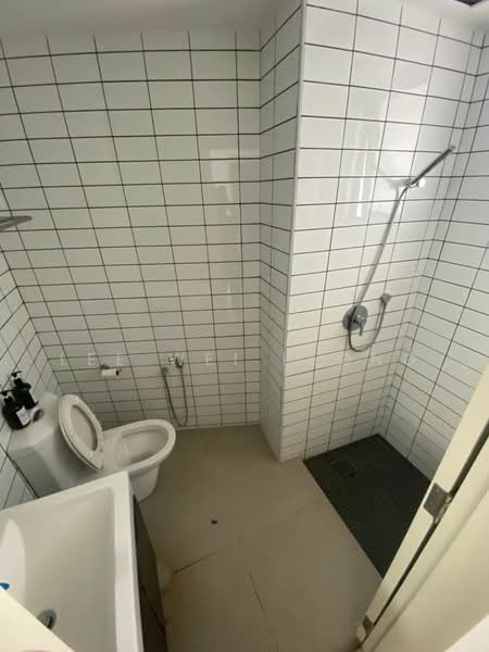 Service Residence for Rent at Flexus Signature - Lee Wei Leong - Bathroom - PropertyGuru.com.my