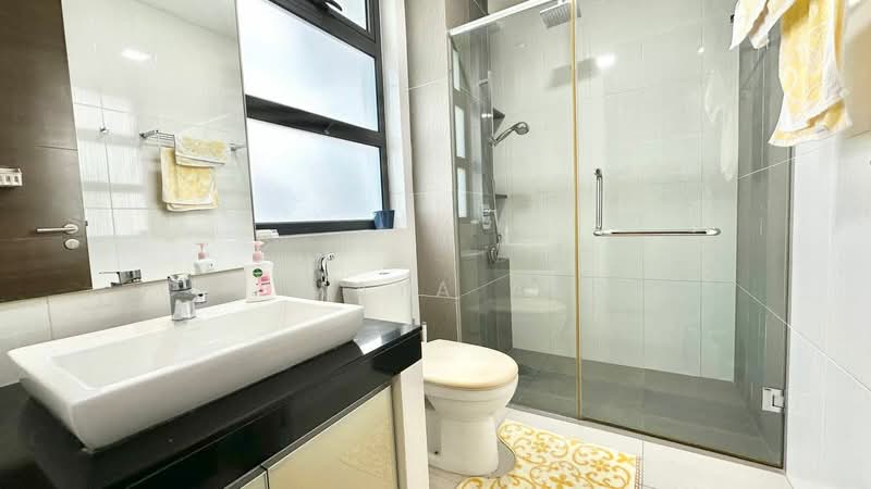 Rumah Banglo untuk Dijual di Taman Sains Selangor (Kota Damansara) - Cik Maya Abdul - Bathroom - PropertyGuru.com.my