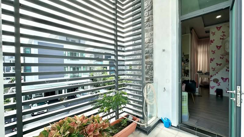 Rumah Banglo untuk Dijual di Taman Sains Selangor (Kota Damansara) - Cik Maya Abdul - Balcony - PropertyGuru.com.my