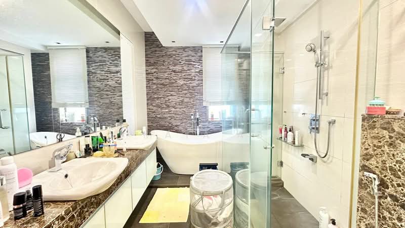 Rumah Banglo untuk Dijual di Taman Sains Selangor (Kota Damansara) - Cik Maya Abdul - Bathroom - PropertyGuru.com.my