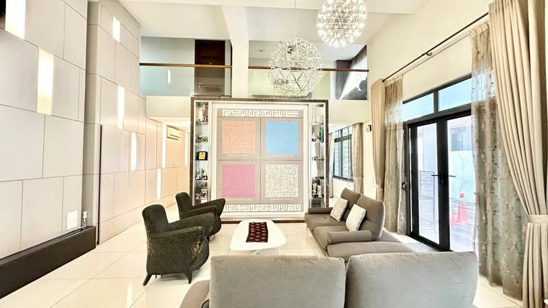Rumah Banglo untuk Dijual di Taman Sains Selangor (Kota Damansara) - Cik Maya Abdul - Living Room - PropertyGuru.com.my