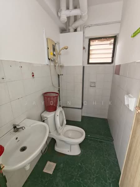 Apartment for Sale at Jade Tower (Menara Jade) - Jayden Chik - Bathroom - PropertyGuru.com.my
