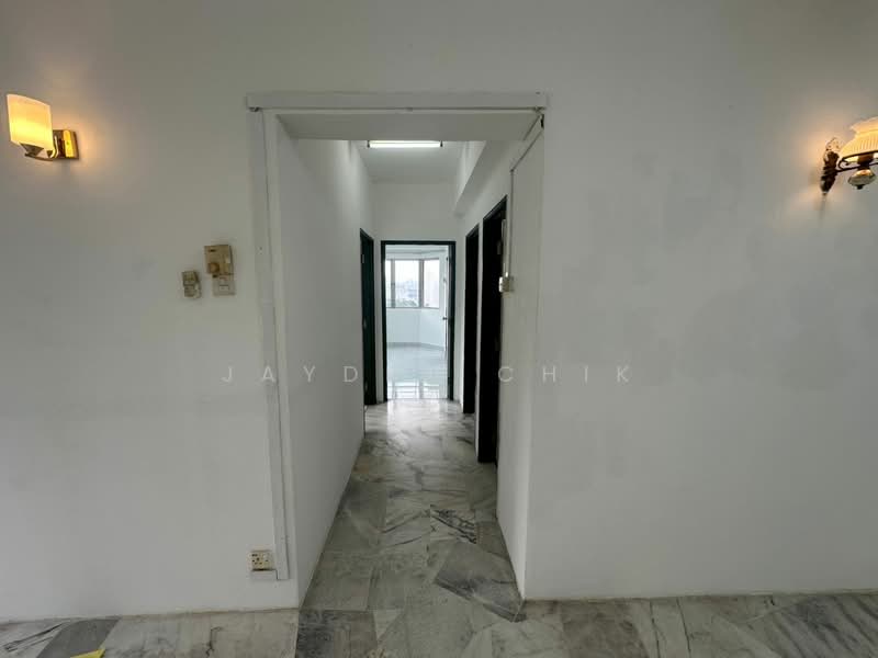 Apartment for Sale at Jade Tower (Menara Jade) - Jayden Chik - Corridor - PropertyGuru.com.my