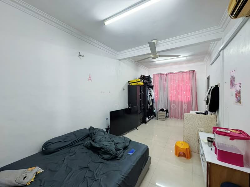 2-storey Terraced House for Sale in Bukit Indah (Iskandar Puteri (Nusajaya)) - Brandon Khor - Bedroom - PropertyGuru.com.my
