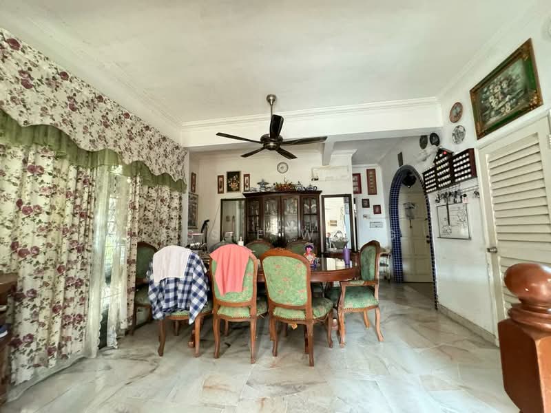Bungalow for Sale in Bandar Country Homes (Rawang) - Jessie Wong - Dining Room - PropertyGuru.com.my