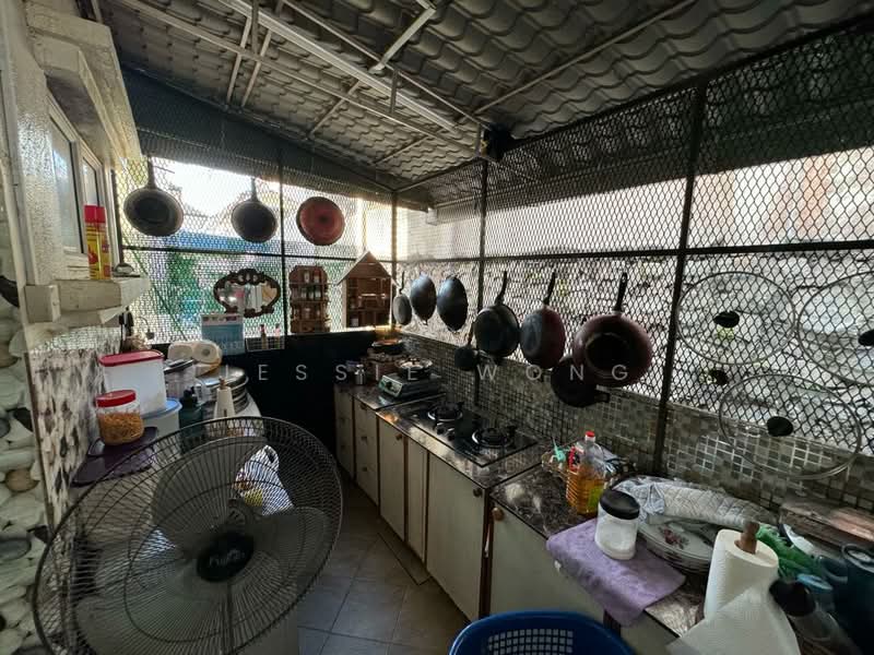 Bungalow for Sale in Bandar Country Homes (Rawang) - Jessie Wong - Kitchen - PropertyGuru.com.my