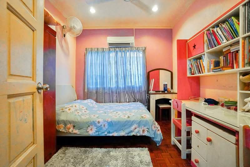 Bungalow for Sale in Ampang (Selangor) - M.J Zairin - Bedroom - PropertyGuru.com.my
