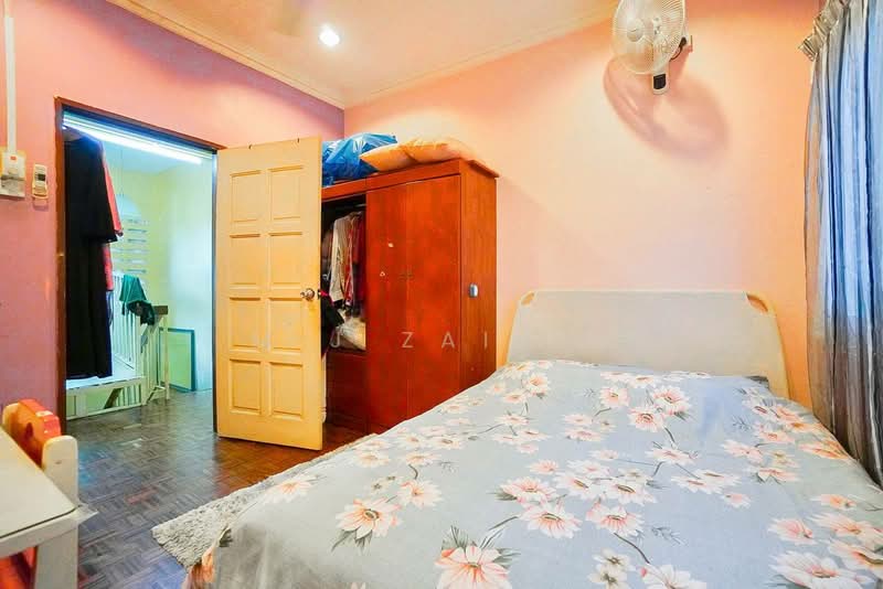 Bungalow for Sale in Ampang (Selangor) - M.J Zairin - Bedroom - PropertyGuru.com.my