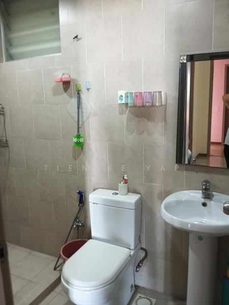 Condominium for Rent at Menjalara 18 - Tien Ee Yap - Bathroom - PropertyGuru.com.my