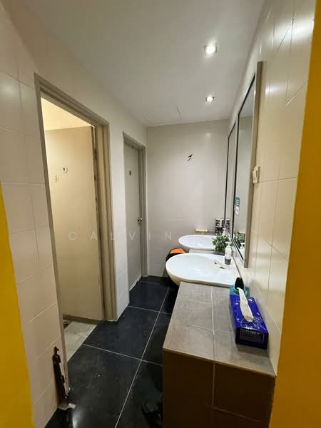 Shop / Office for Sale in Bukit Raja (Selangor) - Calvin Lim - Bathroom - PropertyGuru.com.my