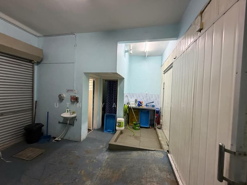 Shop / Office for Sale in Taman Bayu Permai (Rawang) - Uthaya Kumar - PropertyGuru.com.my