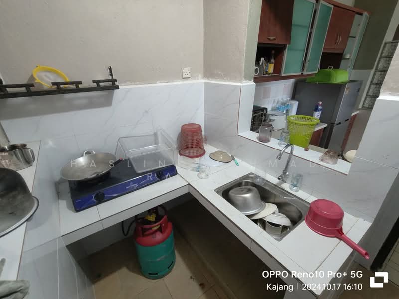 Pangsapuri untuk Disewa di Vista Seri Putra - Haslinda Ahmad Razali - PropertyGuru.com.my