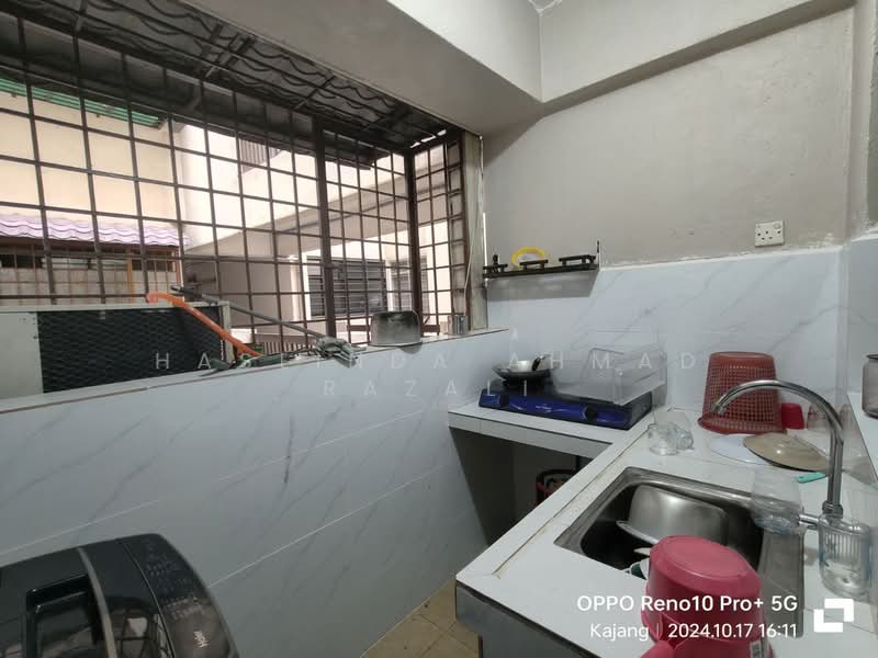 Pangsapuri untuk Disewa di Vista Seri Putra - Haslinda Ahmad Razali - PropertyGuru.com.my