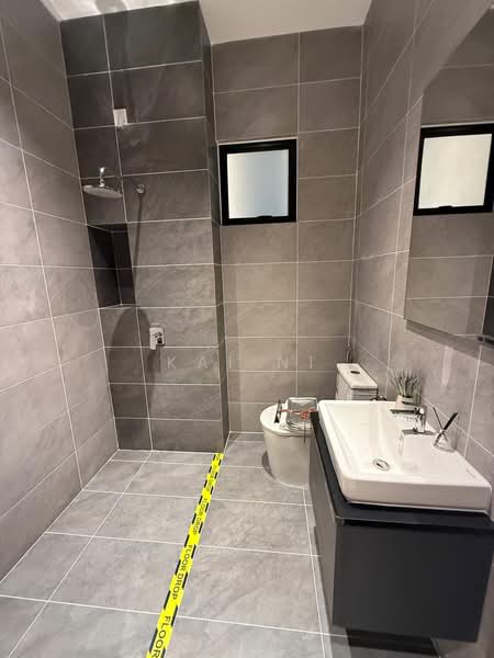 Residential Land for Sale in Danga Bay (Johor Bahru) - Kai Ni - Bathroom - PropertyGuru.com.my