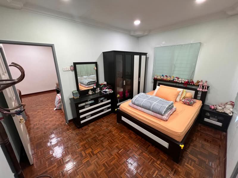 Bungalow for Sale in Rawang (Selangor) - SK Luk - Bedroom - PropertyGuru.com.my