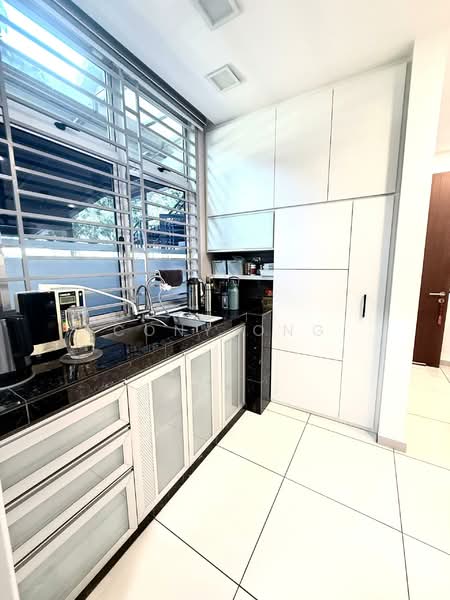 Kondominium untuk Dijual di The Seed Taman Sutera Utama - Cony Ong - Kitchen - PropertyGuru.com.my