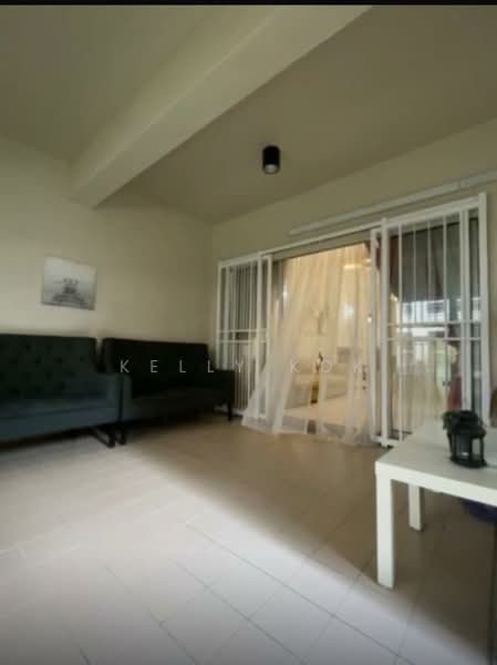 Kondominium untuk Disewa di Seri Maya Condominium - Kelly Kok - Living Room - PropertyGuru.com.my