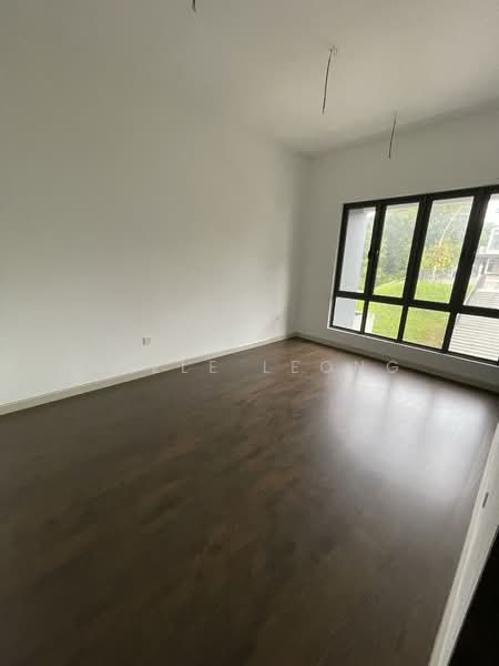 Semi-Detached House for Sale in Bukit Jelutong (Shah Alam) - Adele Leong - PropertyGuru.com.my