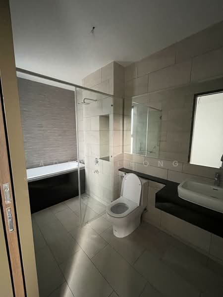 Semi-Detached House for Sale in Bukit Jelutong (Shah Alam) - Adele Leong - PropertyGuru.com.my