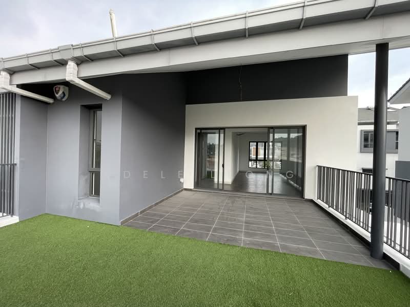 Semi-Detached House for Sale in Bukit Jelutong (Shah Alam) - Adele Leong - PropertyGuru.com.my