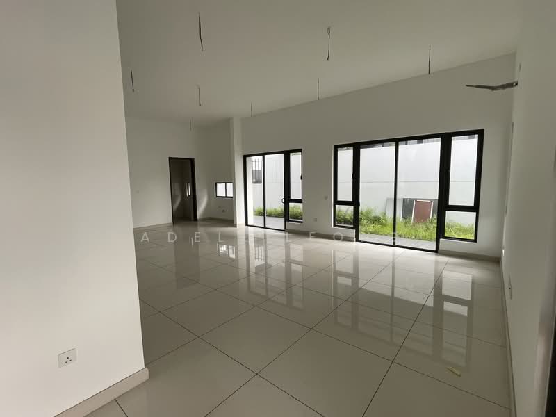 Semi-Detached House for Sale in Bukit Jelutong (Shah Alam) - Adele Leong - PropertyGuru.com.my