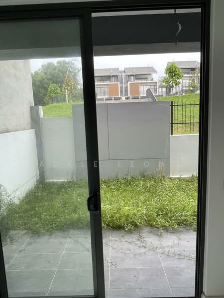 Semi-Detached House for Sale in Bukit Jelutong (Shah Alam) - Adele Leong - PropertyGuru.com.my